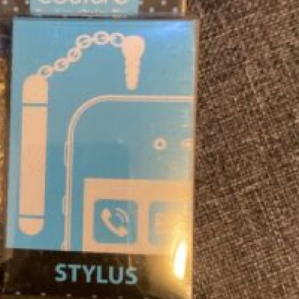Couture Earphone Stylus Plug - Picture 5 of 5